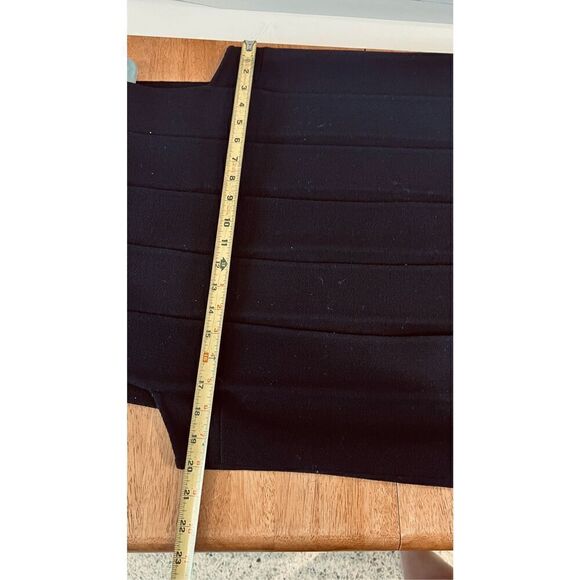 MILA SCHON ITALIAN DESIGNER QUIET LUXURY BLACK PLEATED WOOL DRESS SZ 12 (44) - Picture 11 of 11